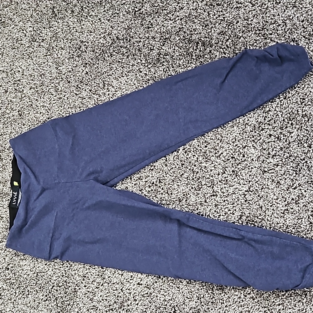 Lysse cropped leggings size Small
